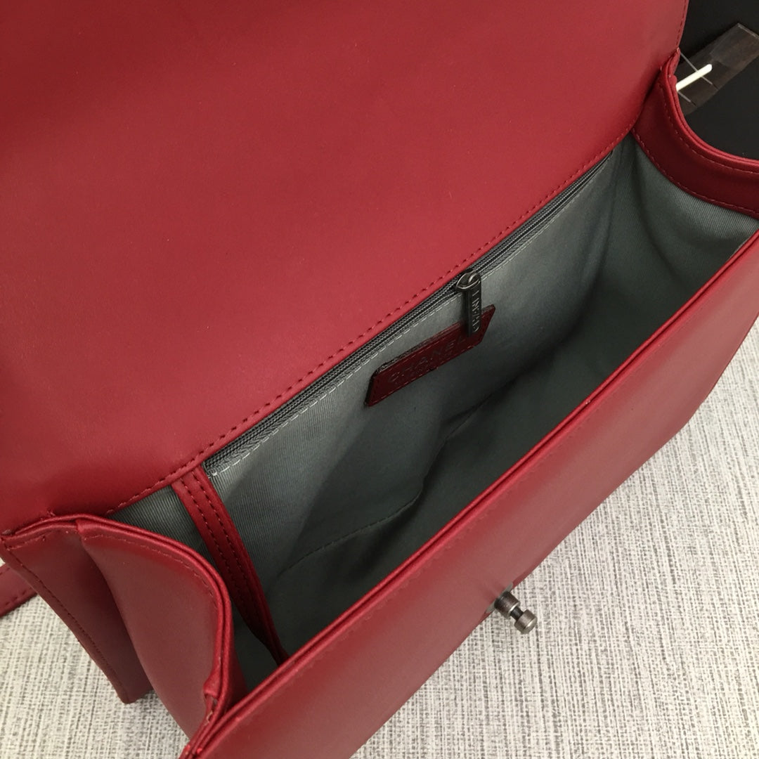5C60BDE Stylish leather bag