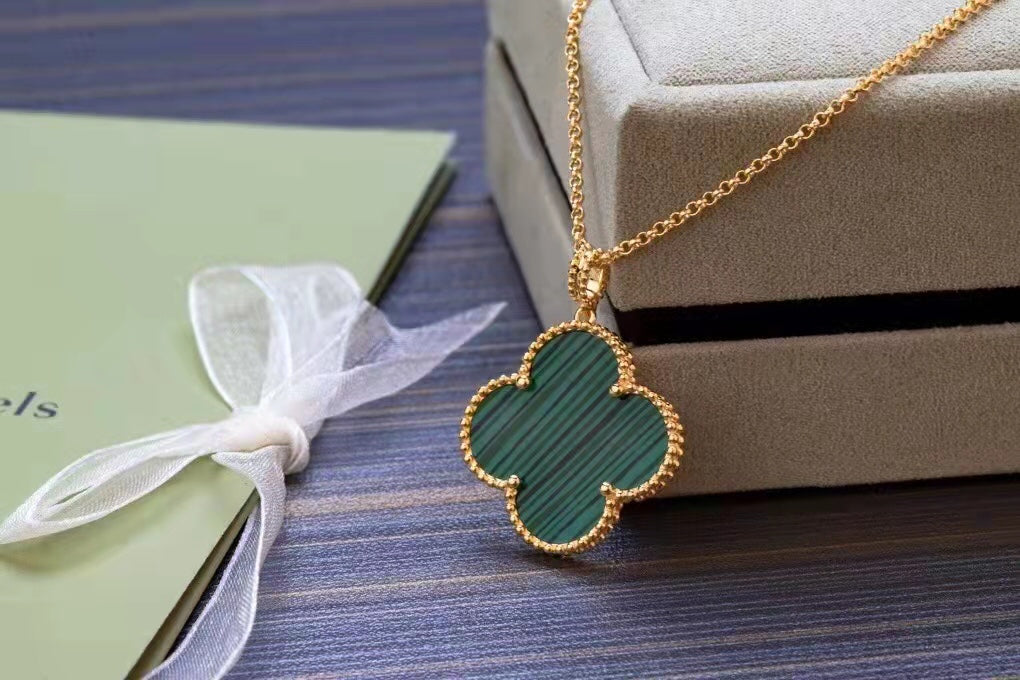 5XVA183XDE Stylish Big flower necklace