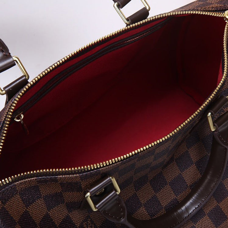 2E16BDE Stylish leather bag