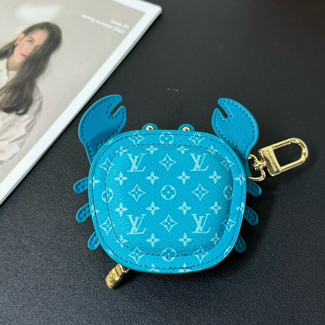 14E26ADE Stylish key closure