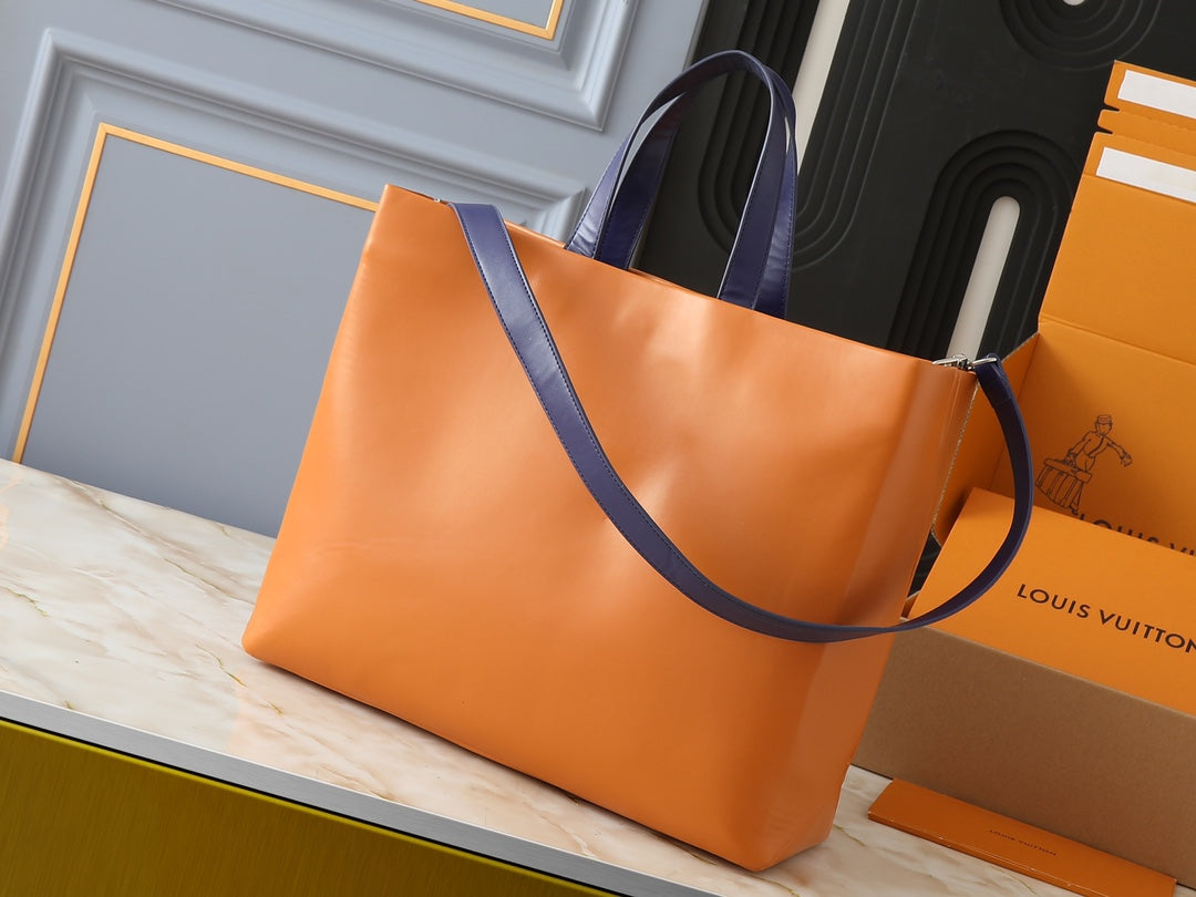 15XE9BDE Stylish leather bag