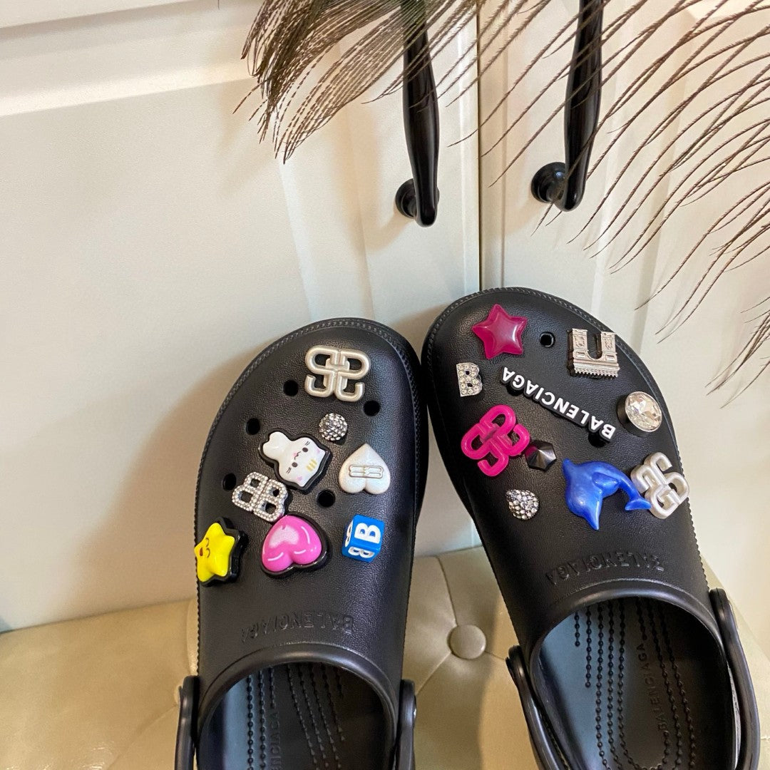 255QJ56ZDE Stylish shoes