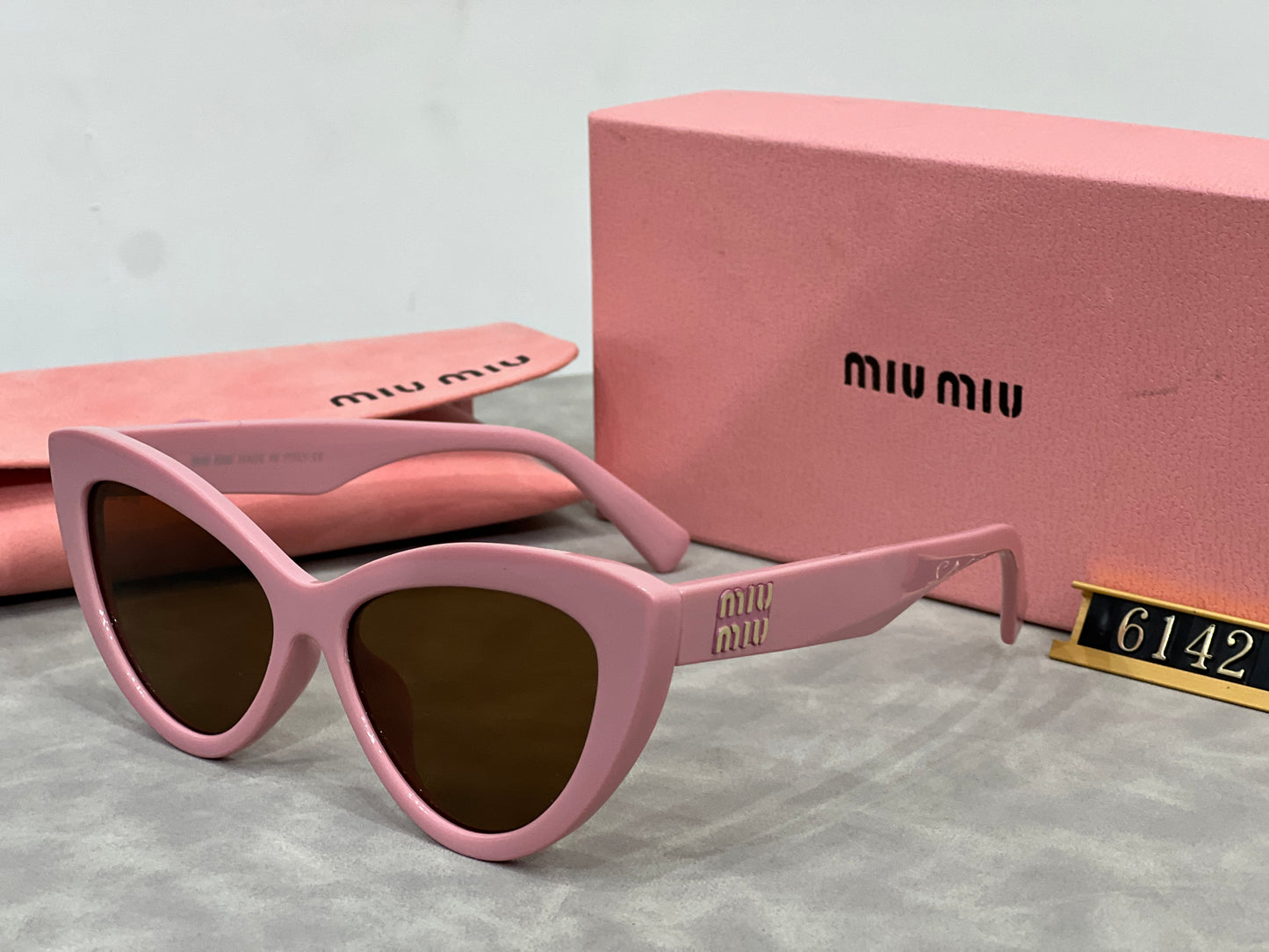 385RA28TDE Stylish Sunglasses
