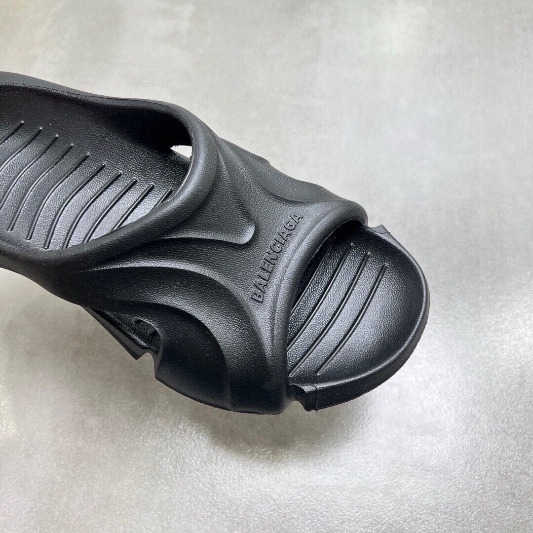 54J40ZDE Stylish slippers
