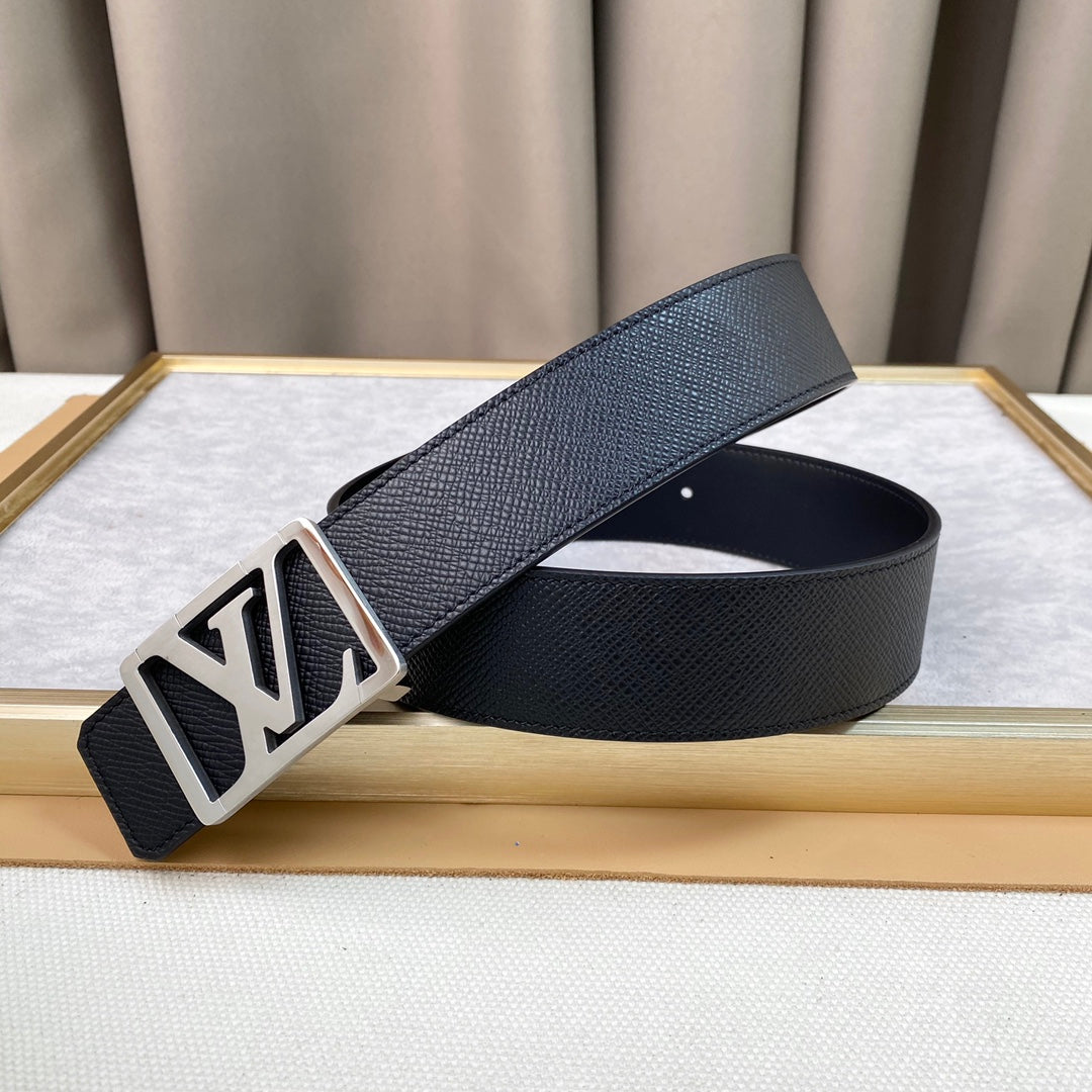 14E100PDE Stylish High quality belt With full package