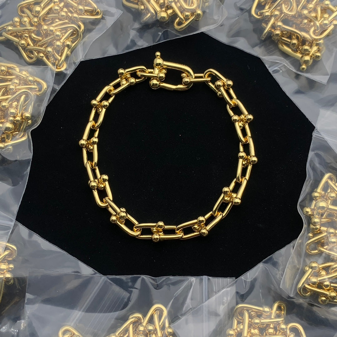 8XT30XDE Stylish Earring Bracelets Necklaces