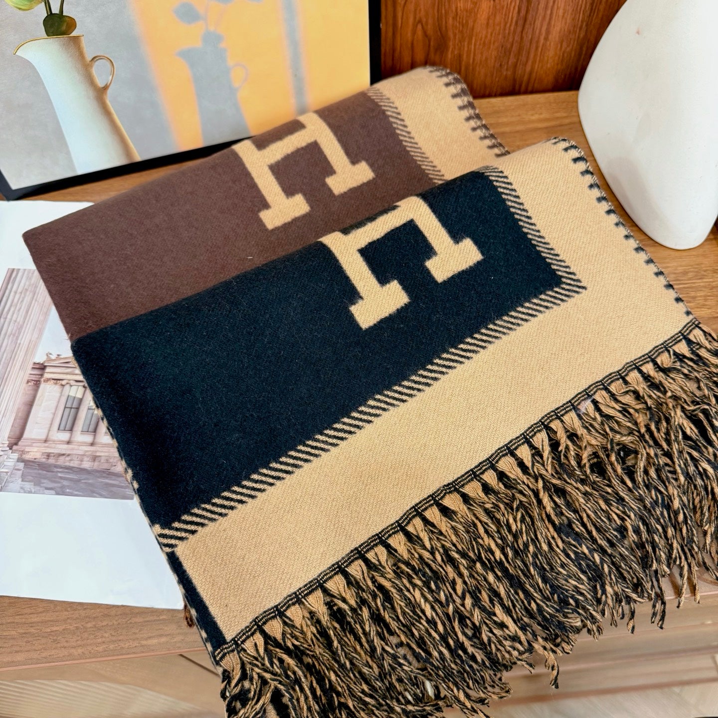 185ZH65WDE Stylish Winter Scarves