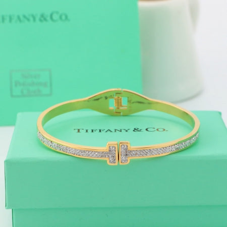 BT100KDE Stylish Bracelets