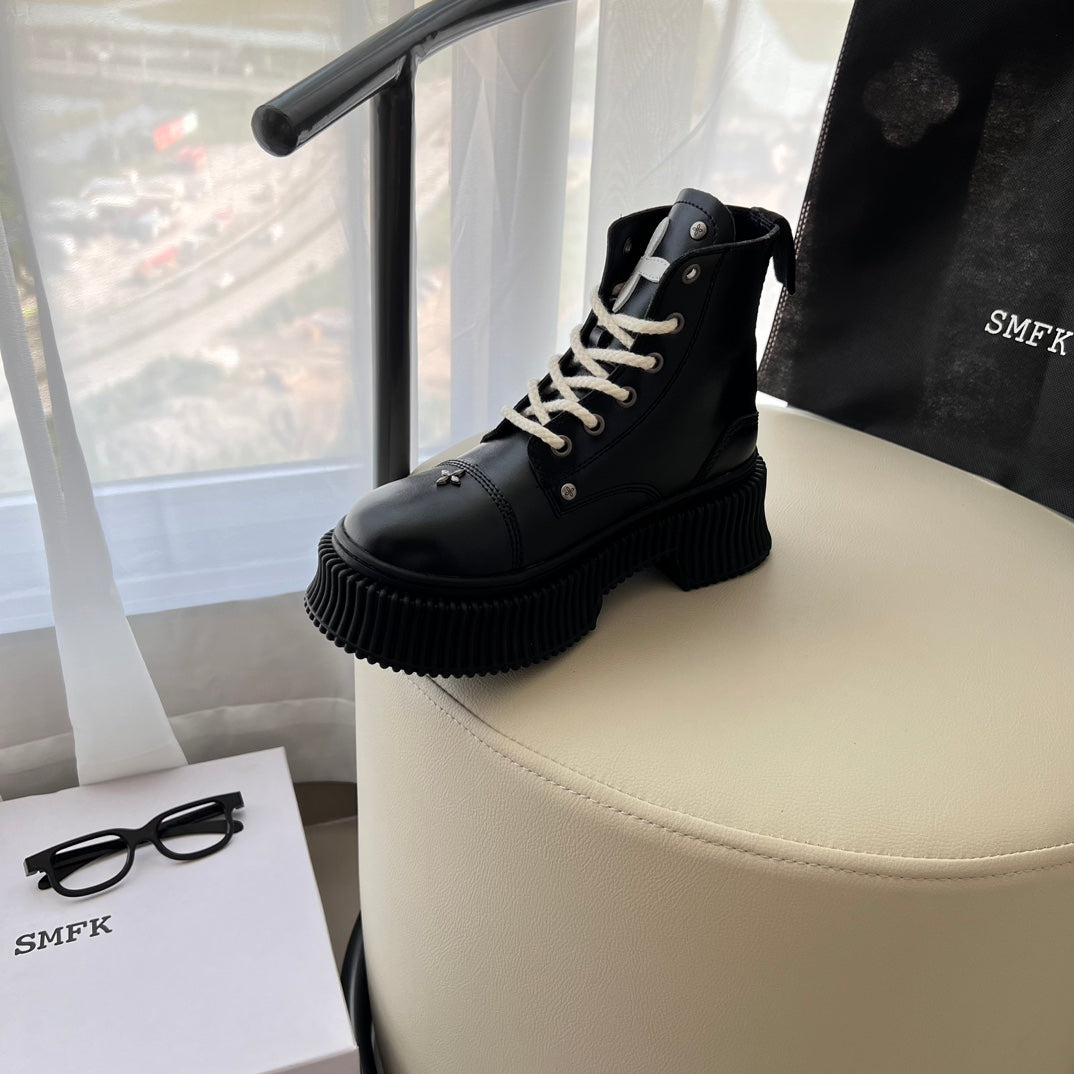 1JA16ZDE Stylish leather boots
