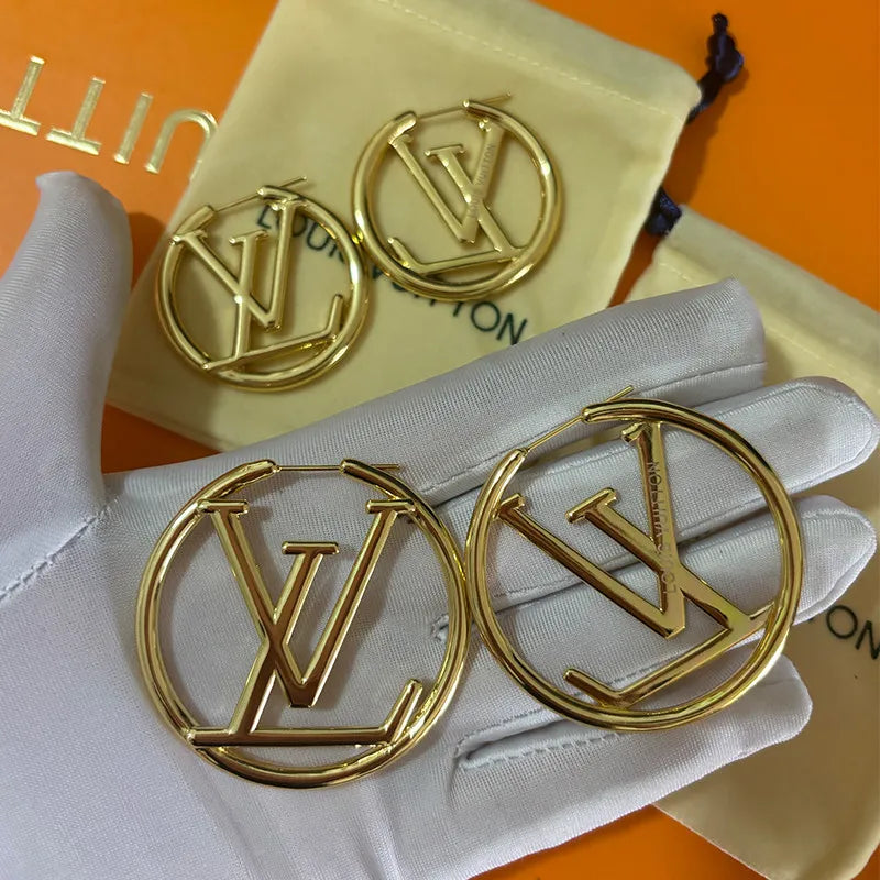 1XE1EDE Stylish Earrings