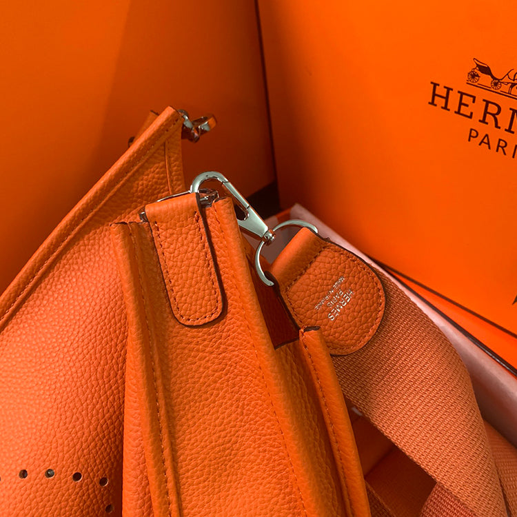 1H1BDE Stylish leather bag