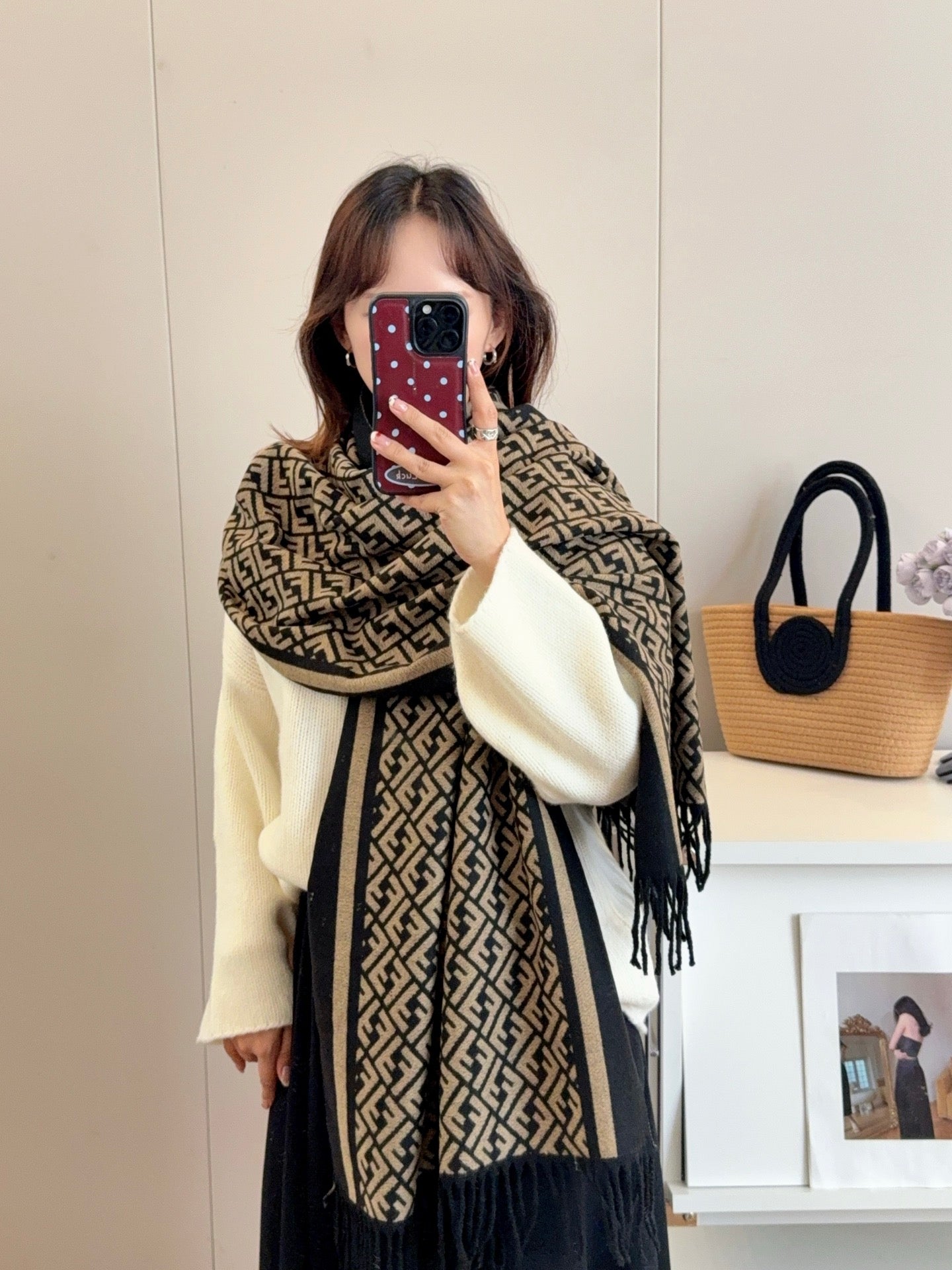 185ZF60WDE Stylish Winter Scarves
