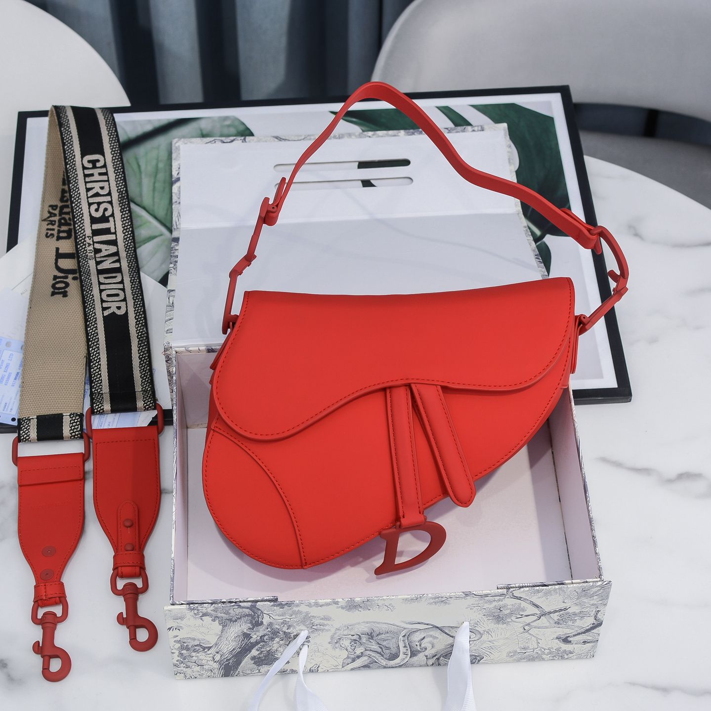 5D10BDE Stylish leather bag