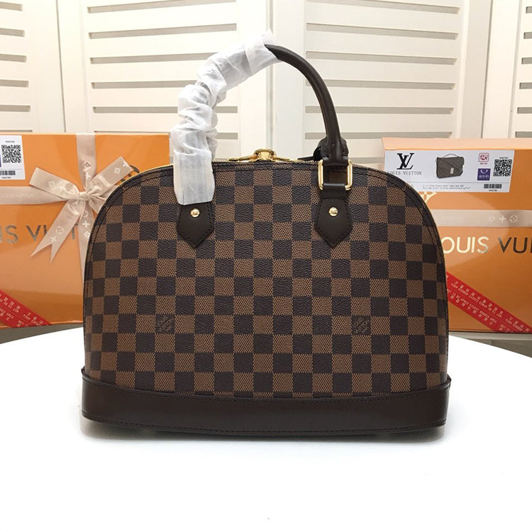 1E27BDE Stylish leather bag