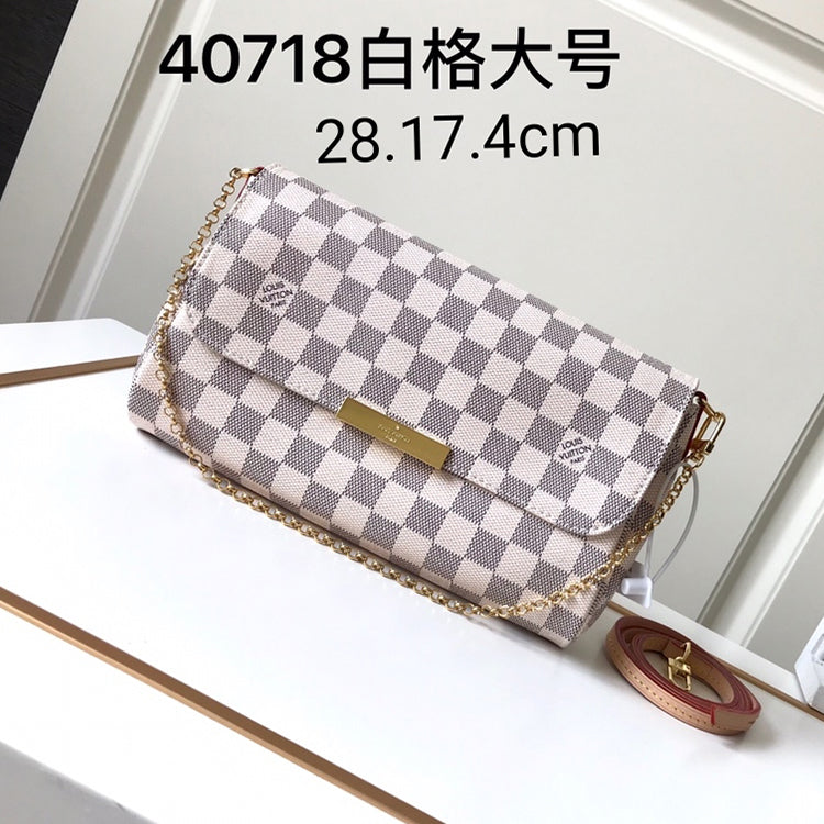 AE103BDE Stylish leather bag