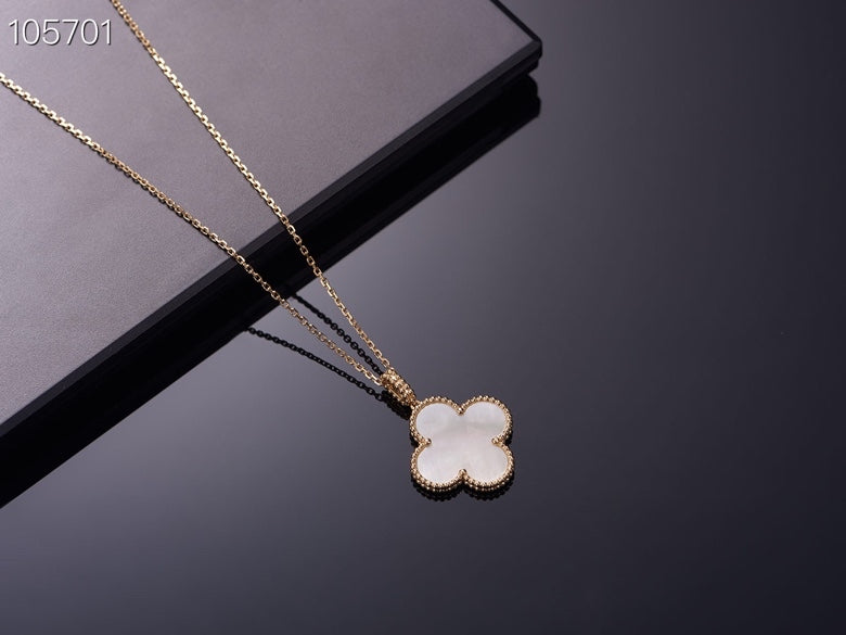 5XVA183XDE Stylish Big flower necklace