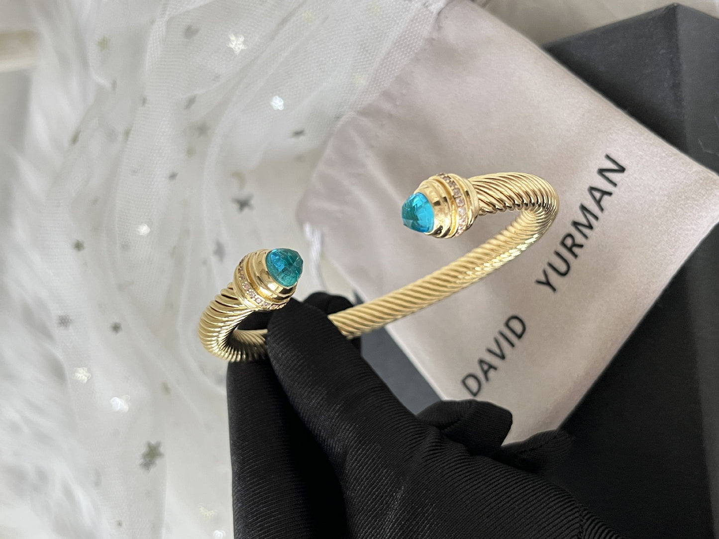 P75NA4KDE Stylish Bracelets
