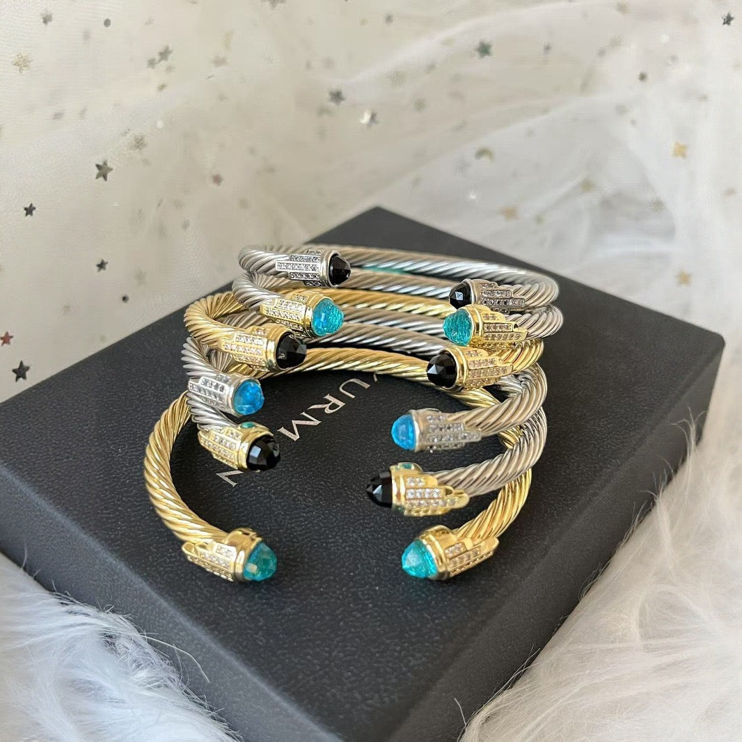 P75NA5KDE Stylish Bracelets