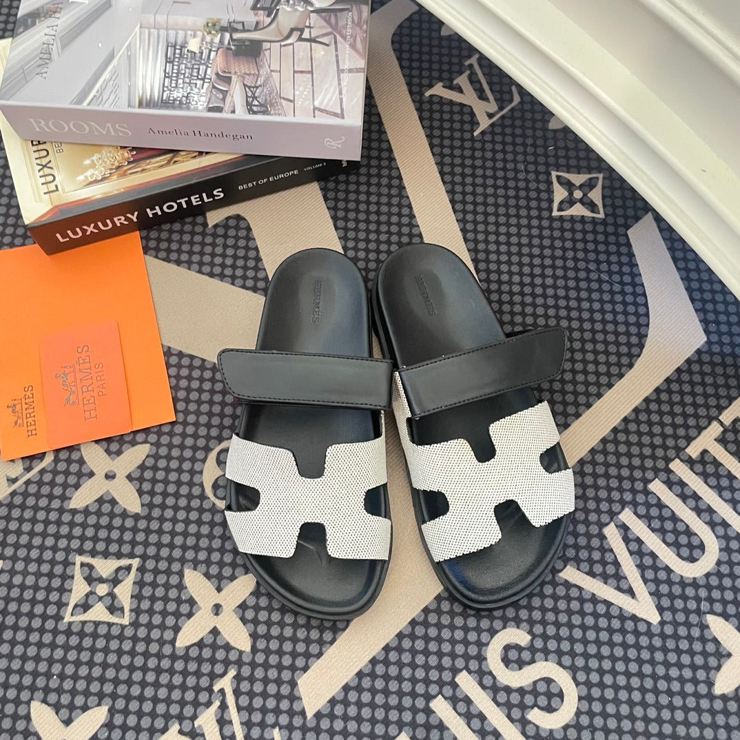 14H2ZDE Stylish sandals