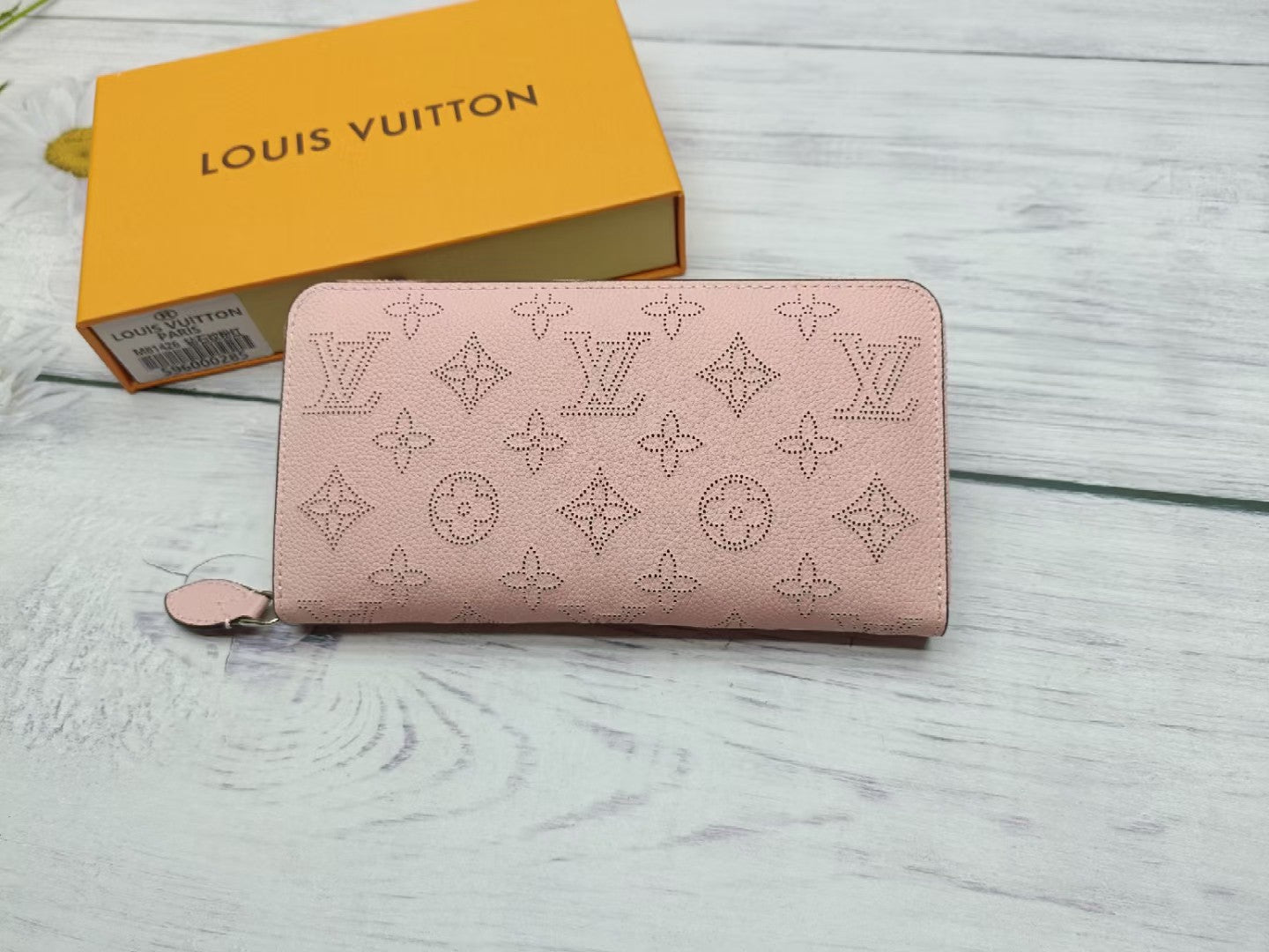 1XE102BDE Stylish leather wallets