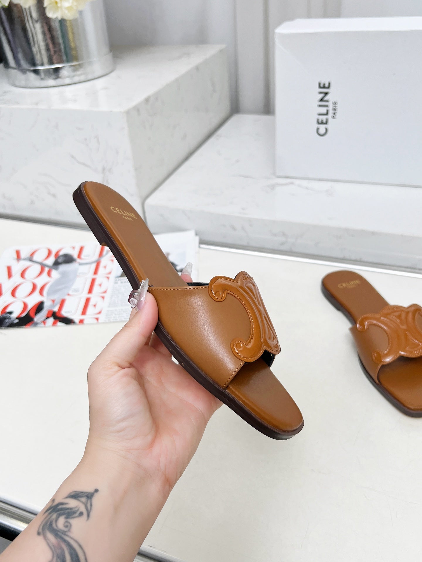 255QA52ZDE Stylish leather shoes