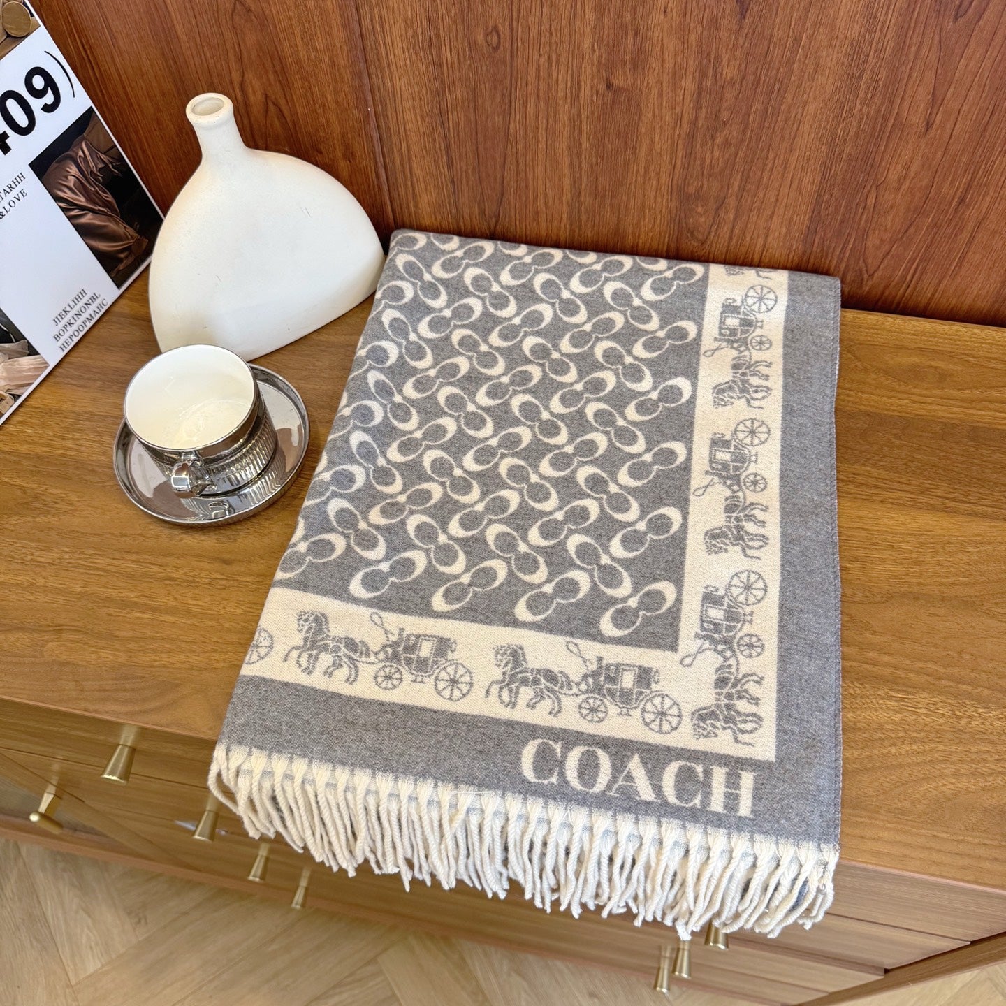 185ZH67WDE Stylish Winter Scarves