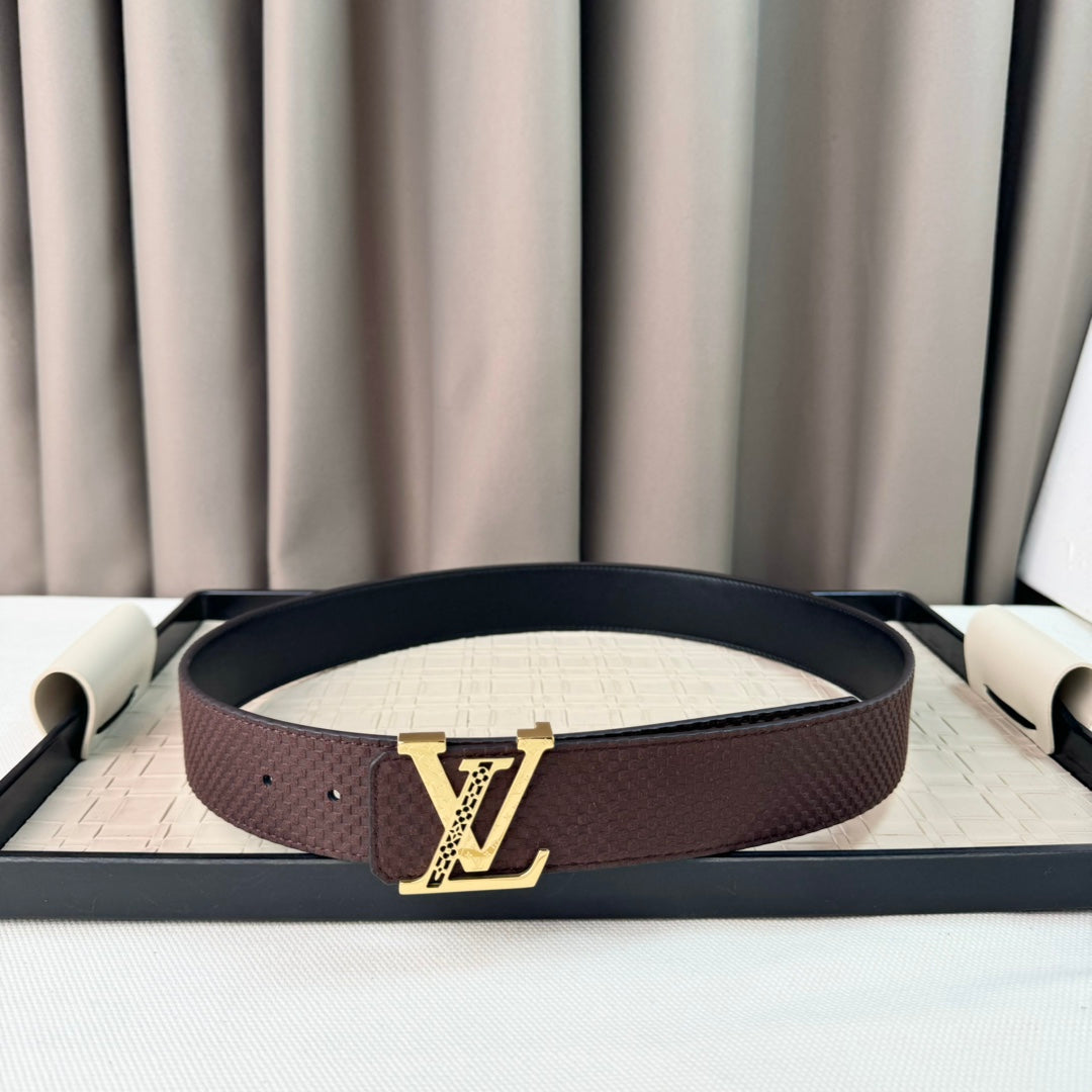 14E25PDE Stylish High quality belt With full package