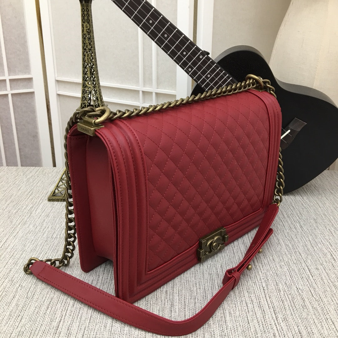 5C60BDE Stylish leather bag