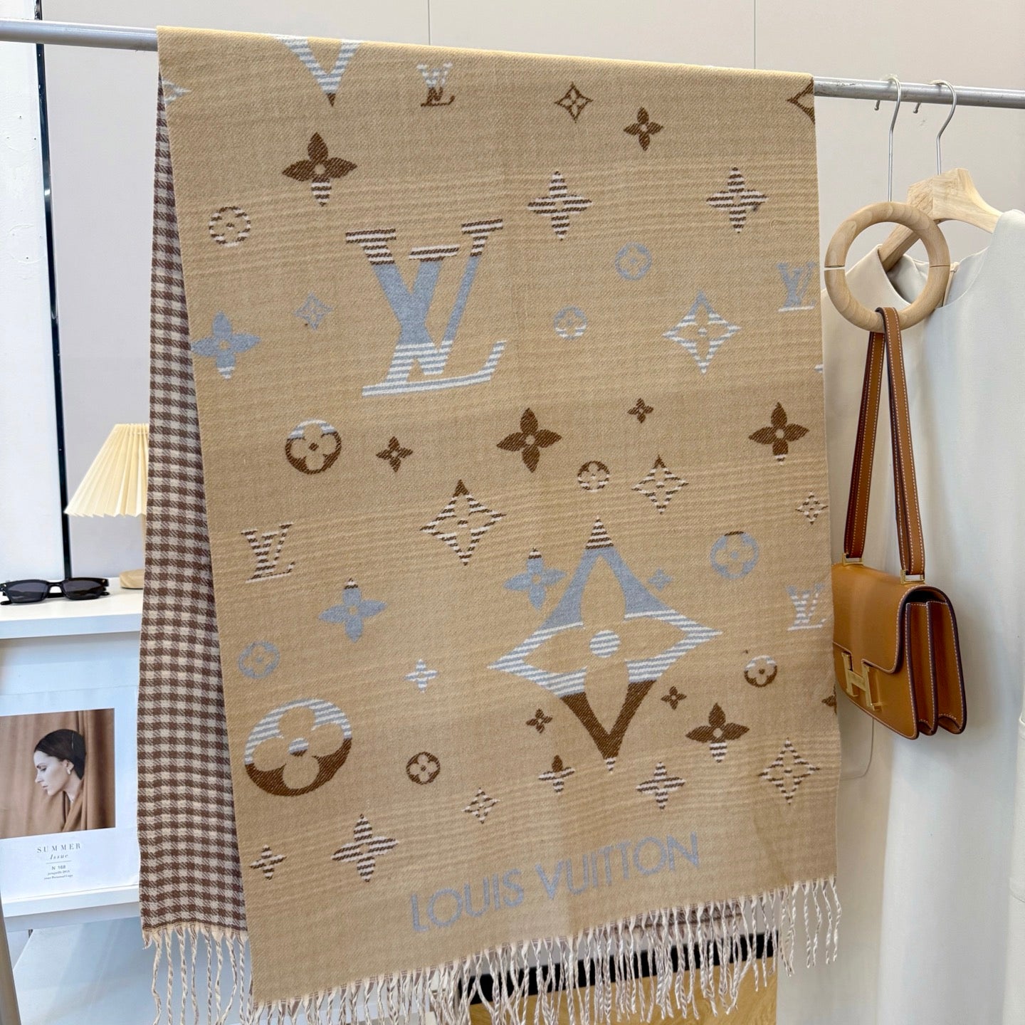185ZE41WDE Stylish Winter Scarves