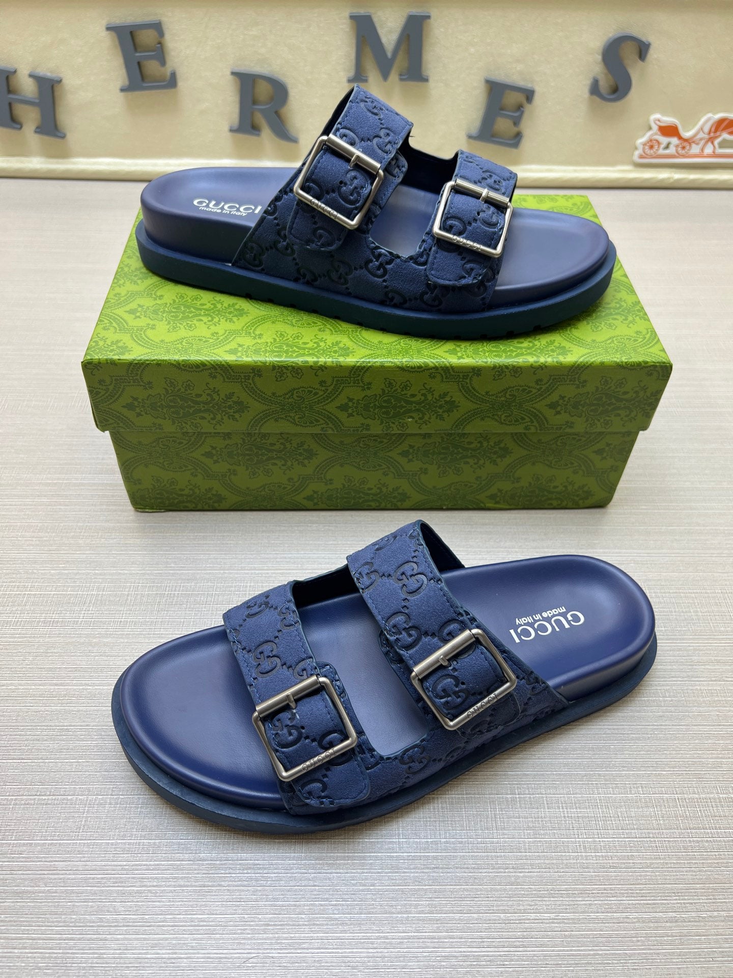 5QB15ZDE Stylish Slippers
