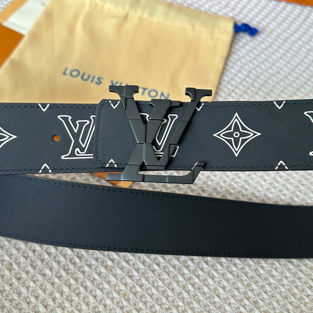 14E150PDE Stylish High quality belt With full package