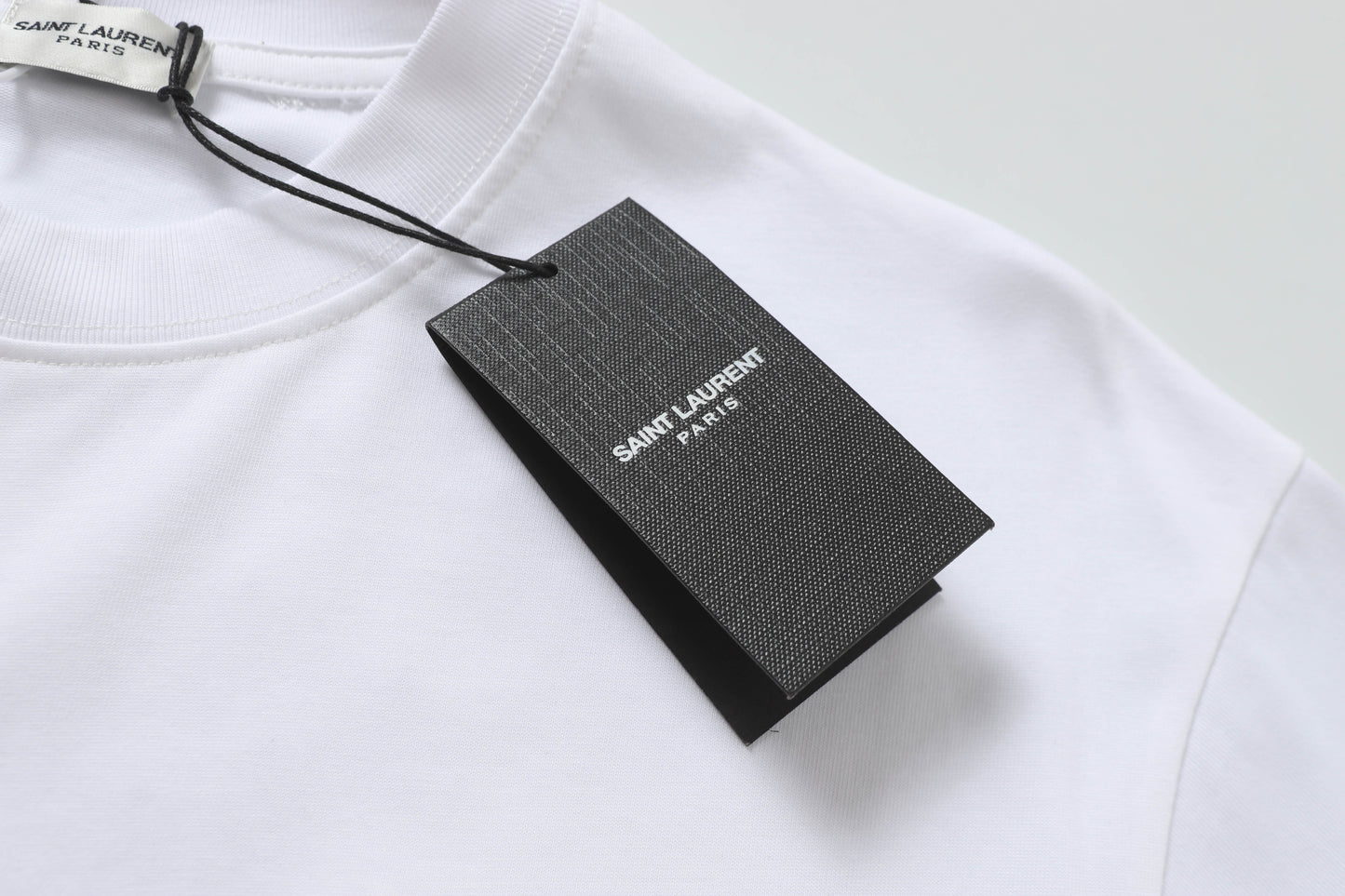 145RSL184UDE Stylish T-shirt