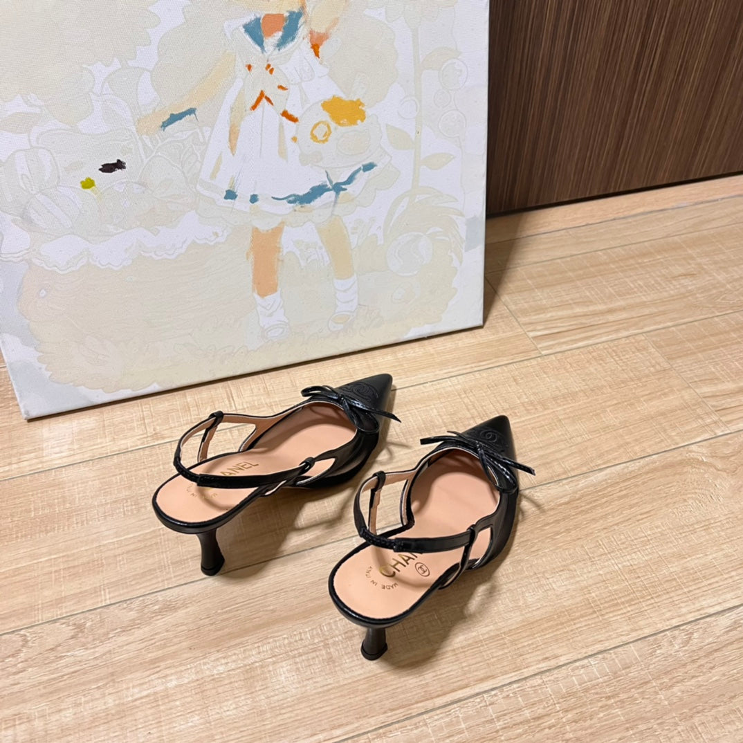 14C40ZDE Stylish High heels Heel height 6cm