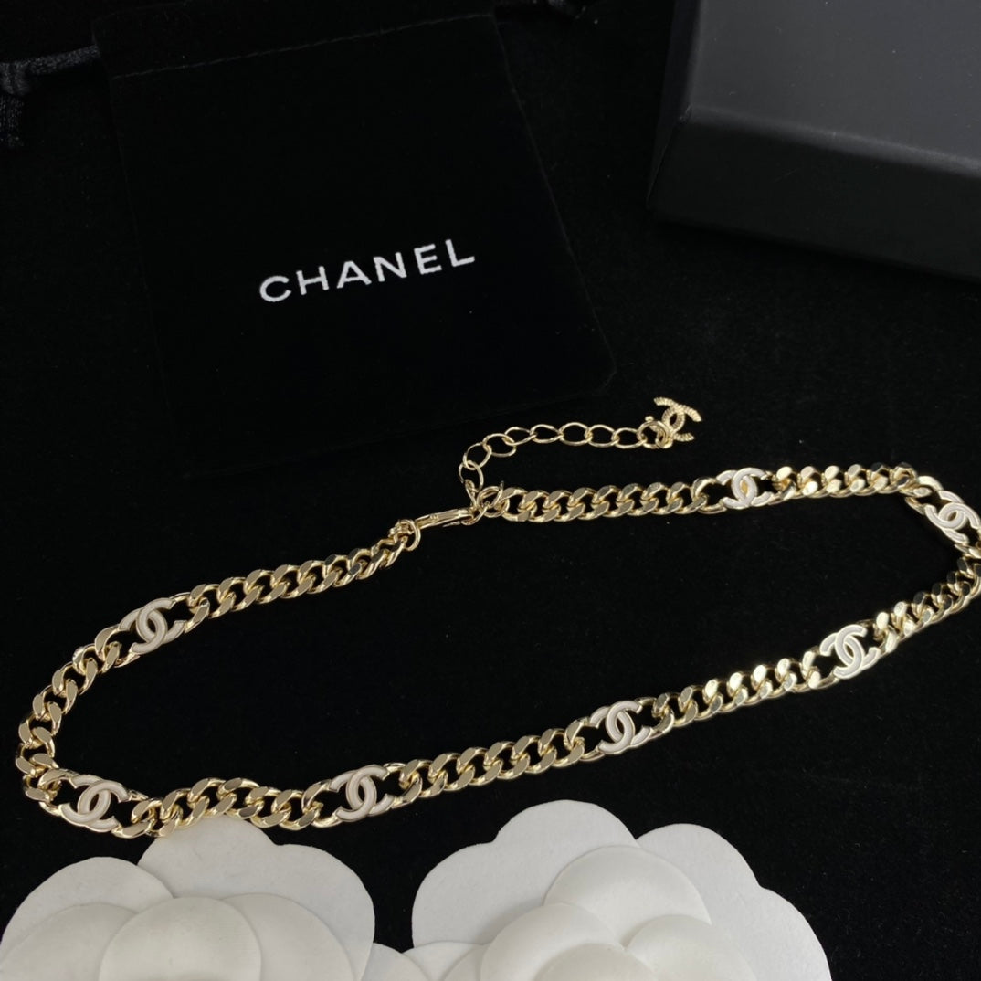 14E571XDE Stylish Earrings Bracelets Necklaces