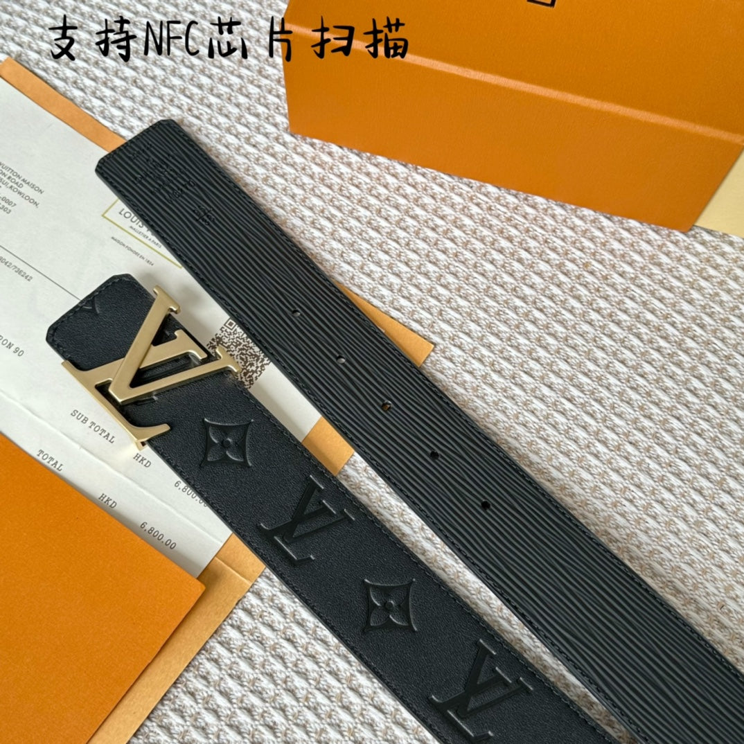 14E57PDE Stylish High quality belt With full package