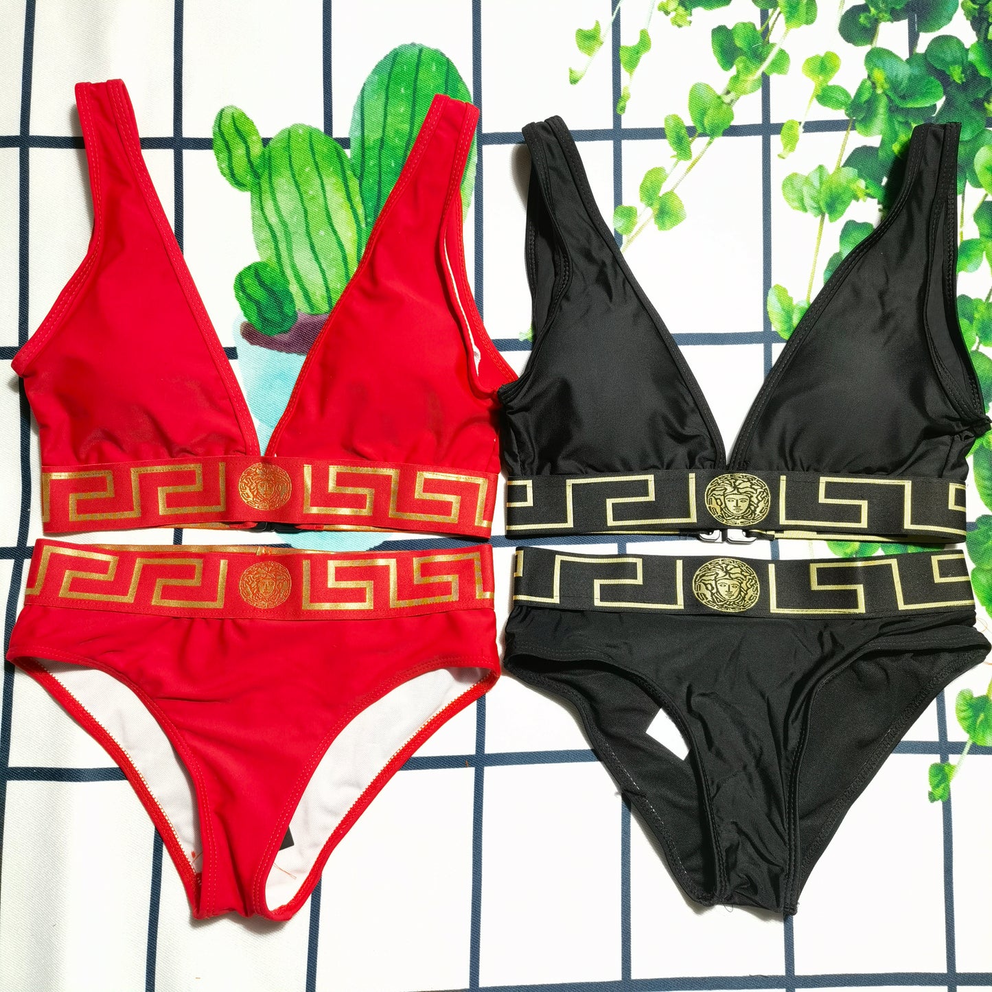 14V233YDE Stylish Bikini swimsuit