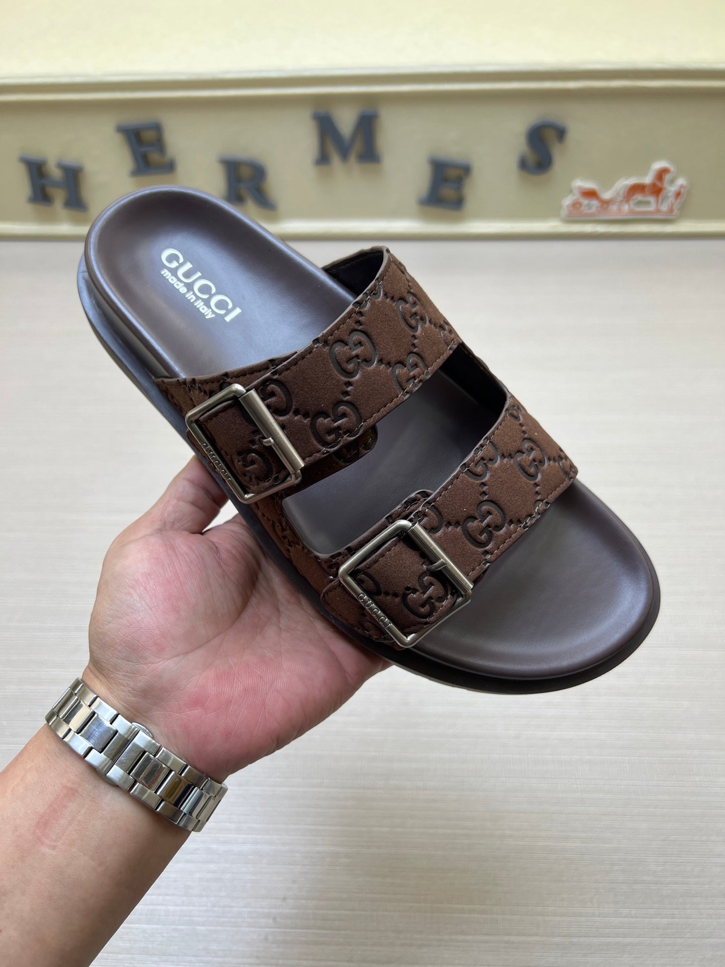 5QB15ZDE Stylish Slippers
