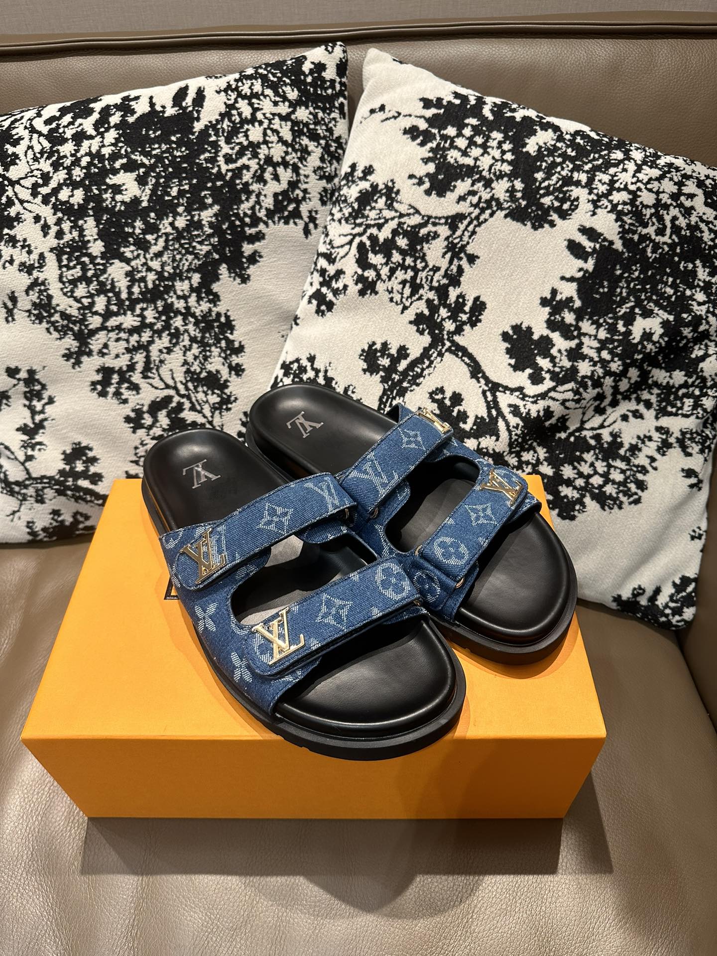 285ZE29ZDE Stylish leather Shoes