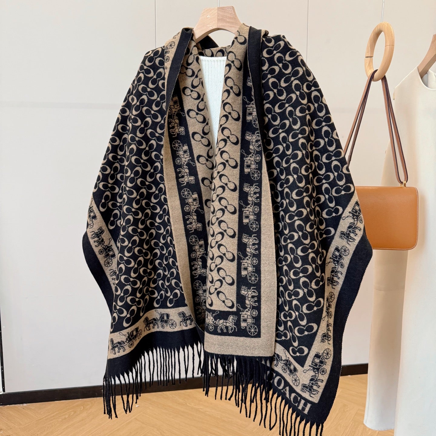 185ZH67WDE Stylish Winter Scarves