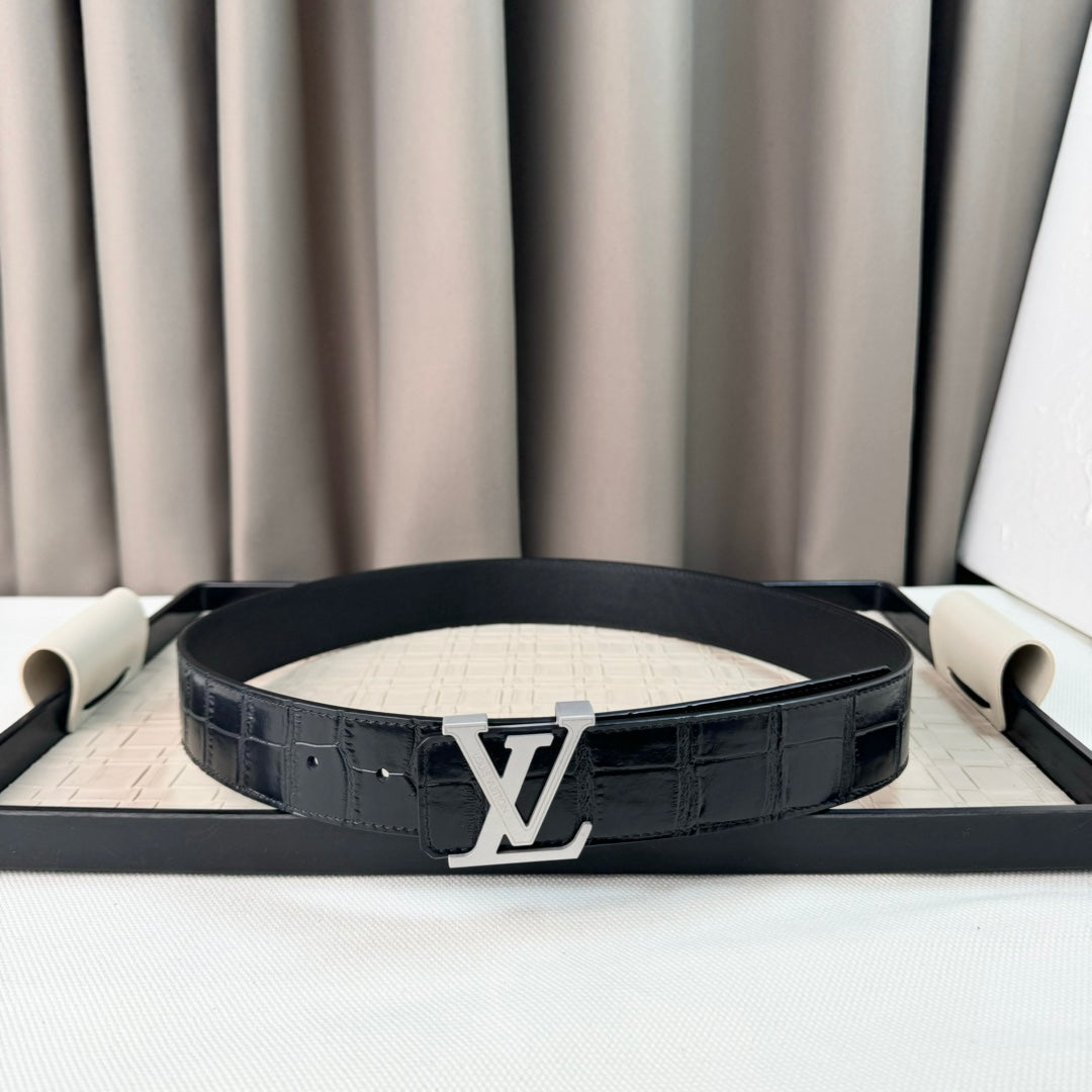 14E24PDE Stylish High quality belt With full package