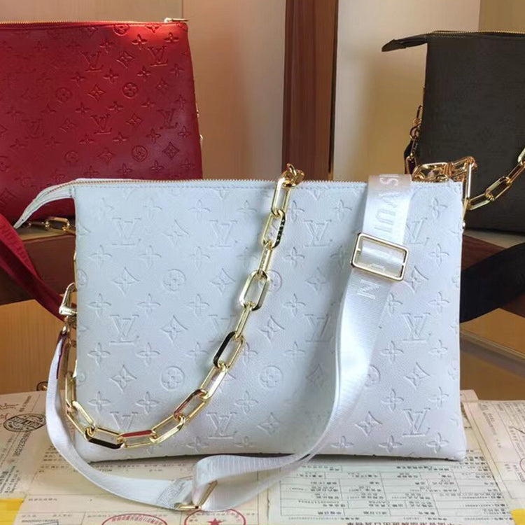 2E42BDE Stylish leather bag