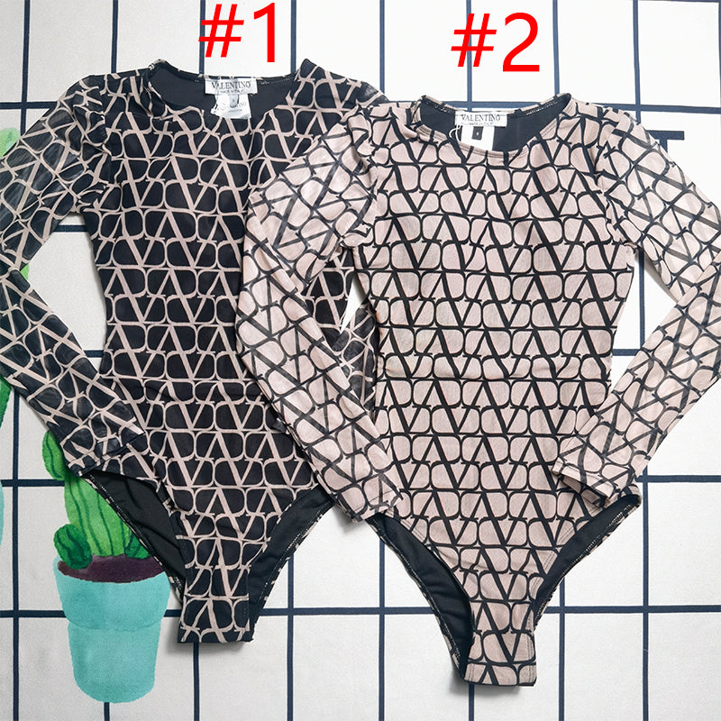 14VL19YDE Stylish Long sleeve swimsuit