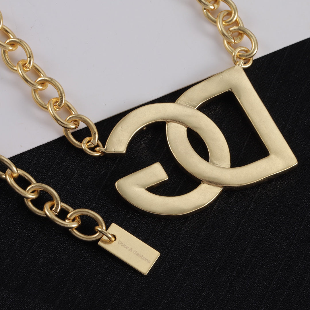 15NA6XDE Stylish Necklaces