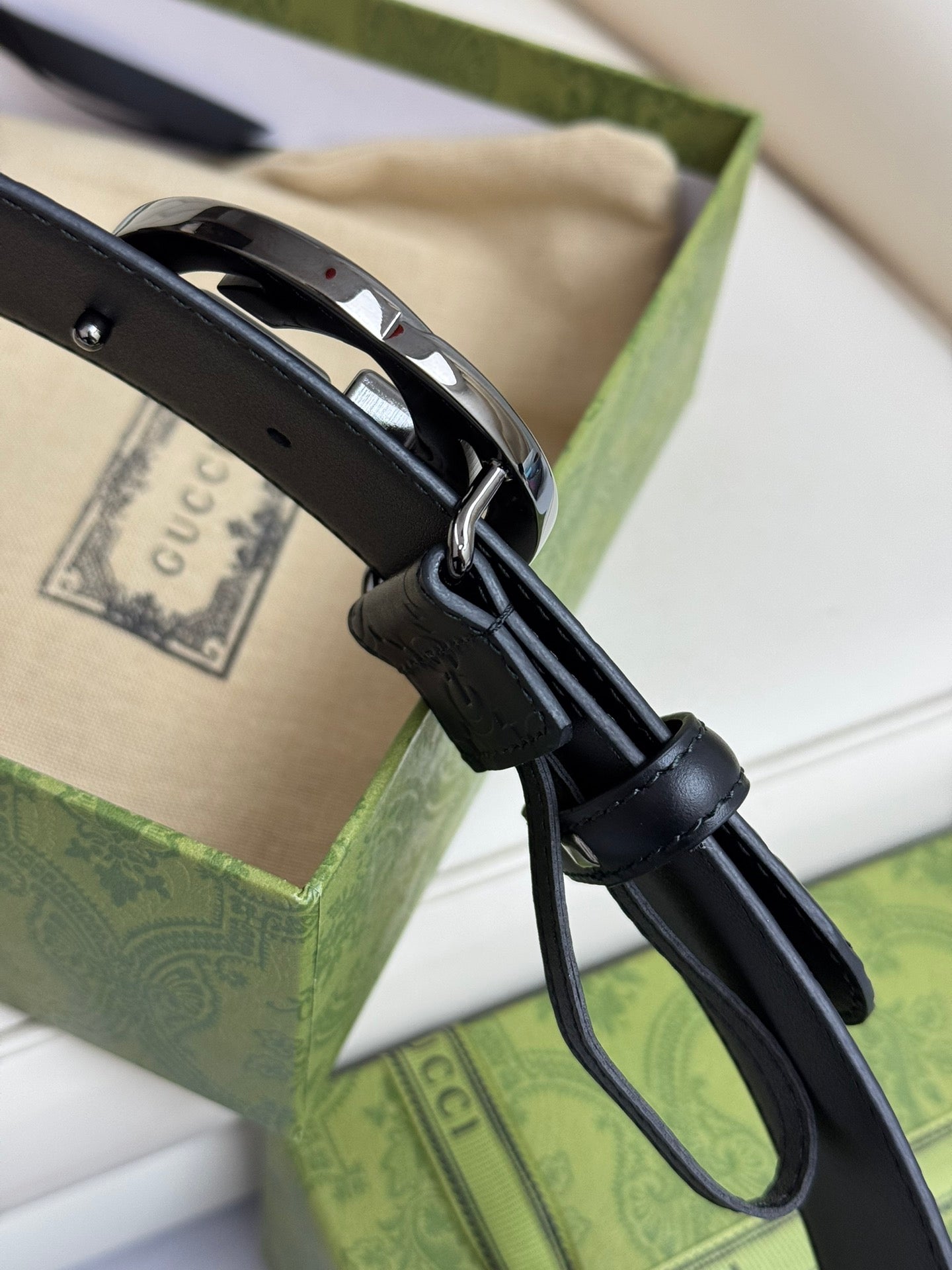 155RB241PUE Stylish High quality belt With full package