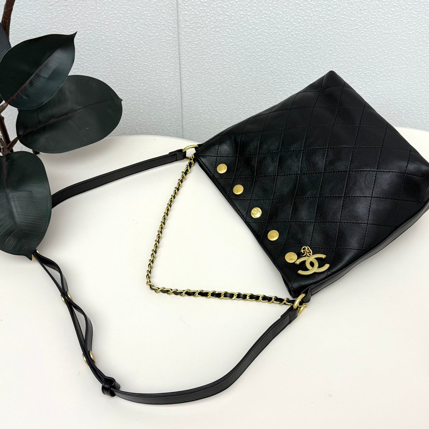 155NC68BDE Stylish leather bag