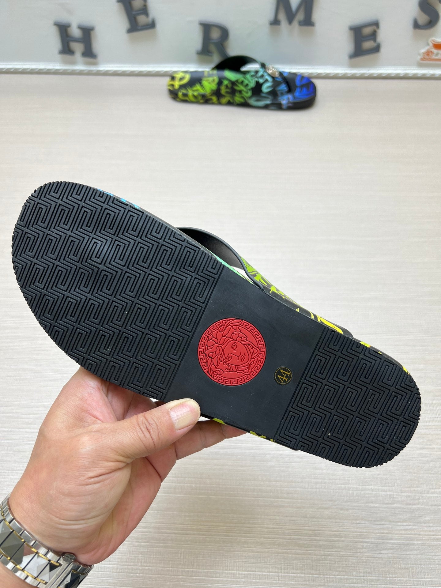 54V96ZDE Stylish slippers