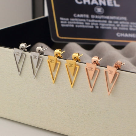 BC14EDE Stylish Earrings
