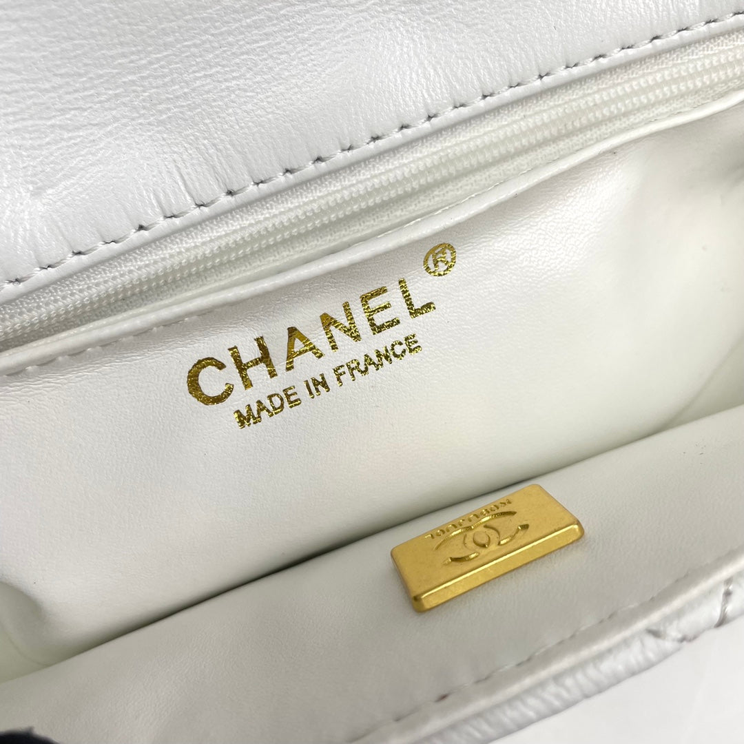 1XC23BDE Stylish leather bag