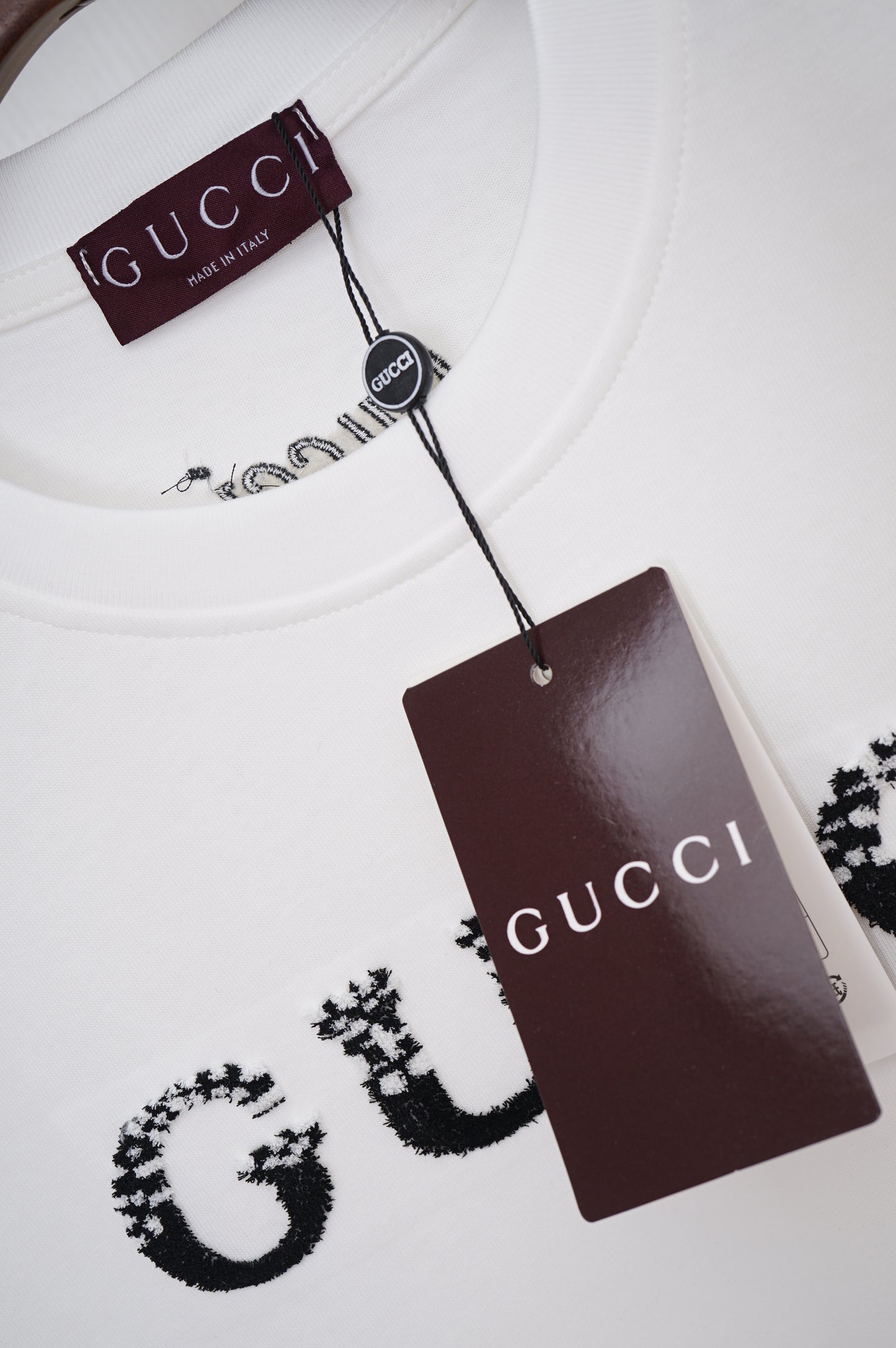 165NB23UDE Stylish T-shirt