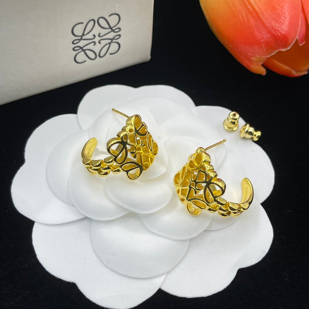 14A756KDE Stylish Earrings Bracelets Necklaces